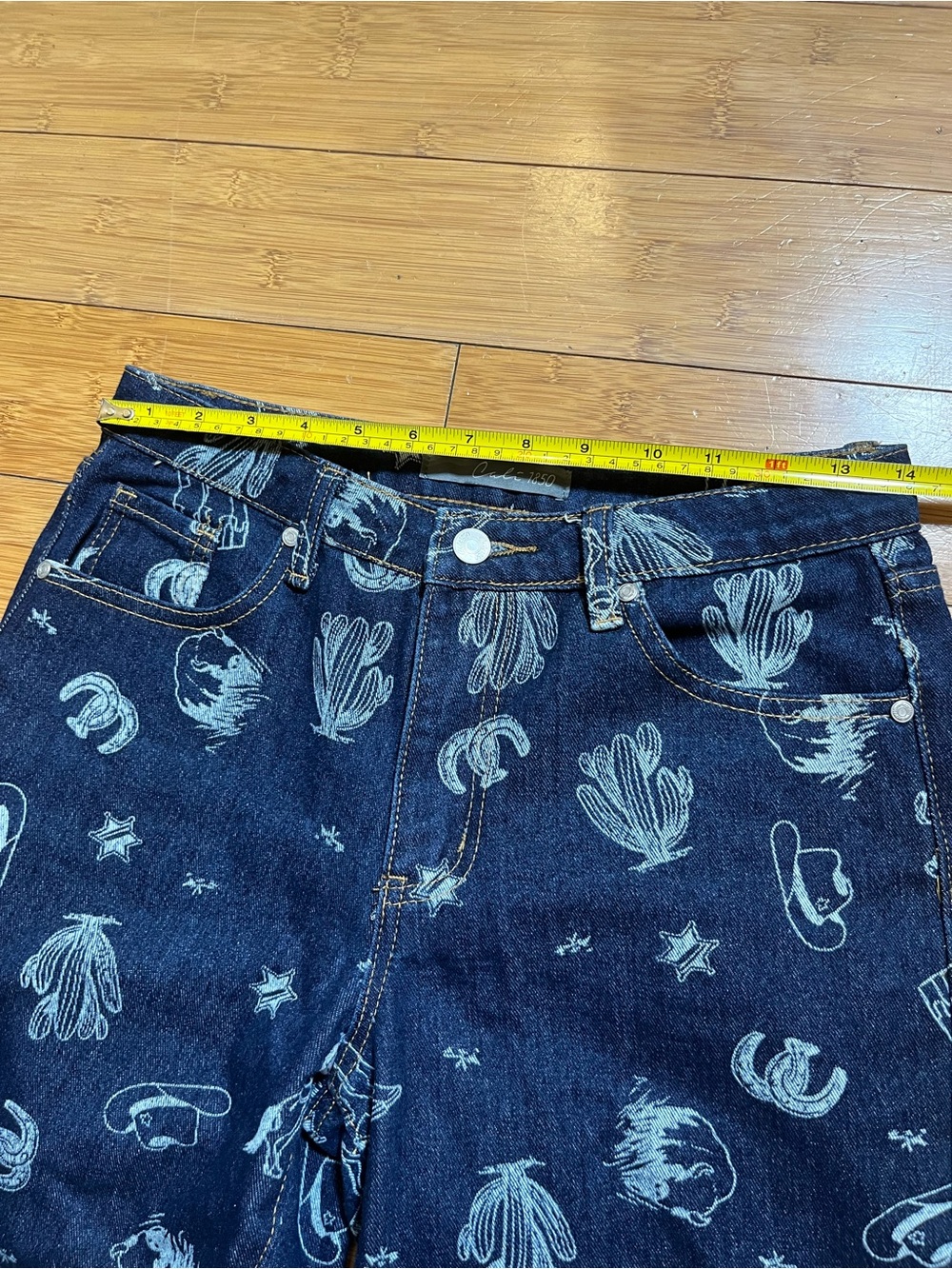 Cali1850 Cowboy Print Mid Rise Straight Leg Boho Western Jean Horseshoe - Picture 6 of 12
